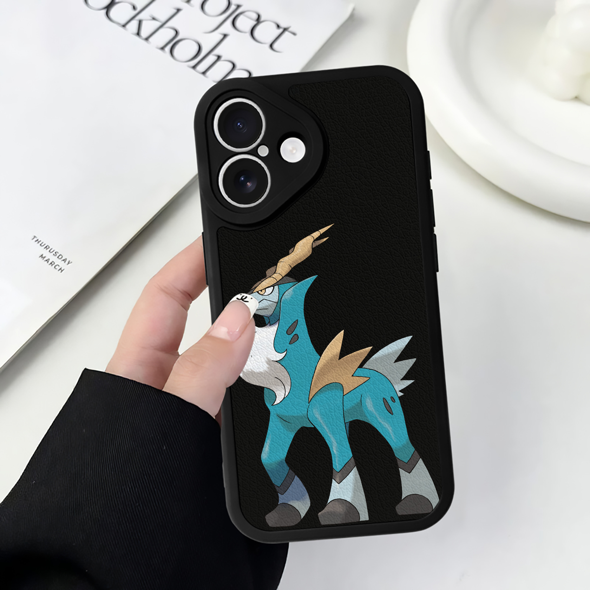 （画像用） ポケットモンスター Pokémon 【iPhone 16シリーズ対応】シリコンスマホケース（レザー調） 材質：シリコン